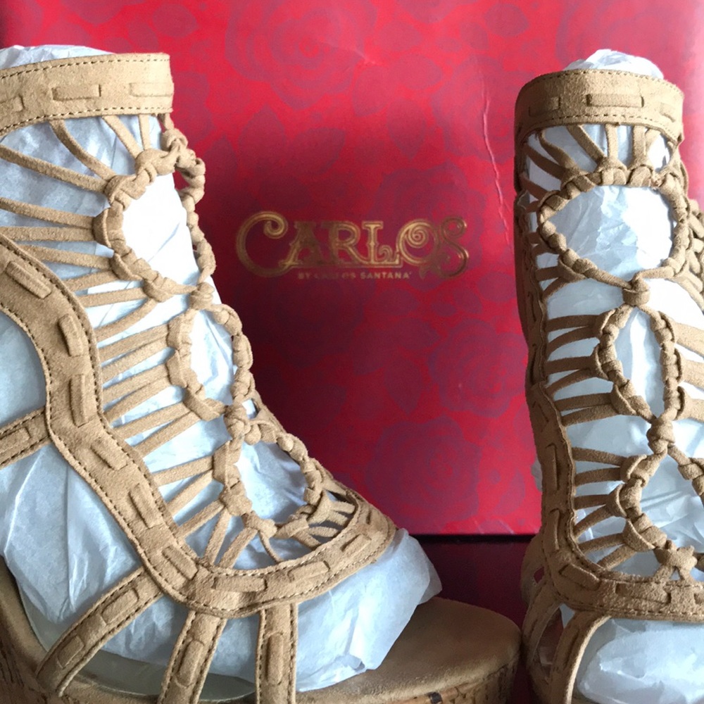 CARLOS SANTANA BRULEE RAFFIA PLATFORM SANDALS